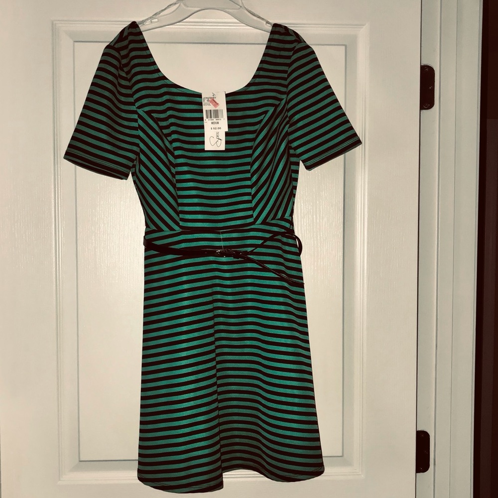 "NEW" SPEECHLESS DRESS